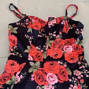 Pinup girl pencil dress